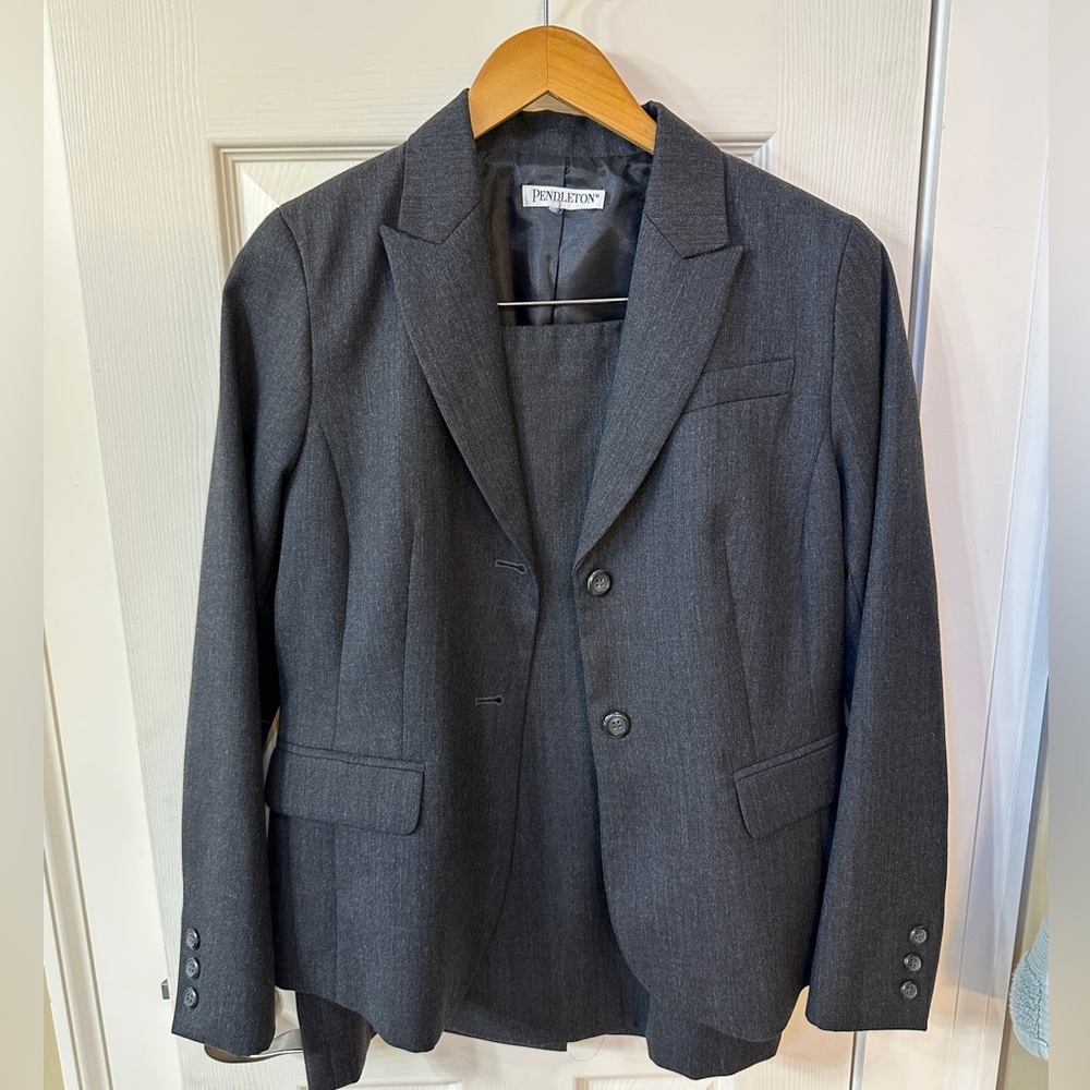 Pendleton Classic Dark Gray Wool Suit Blazer & Sk… - image 1